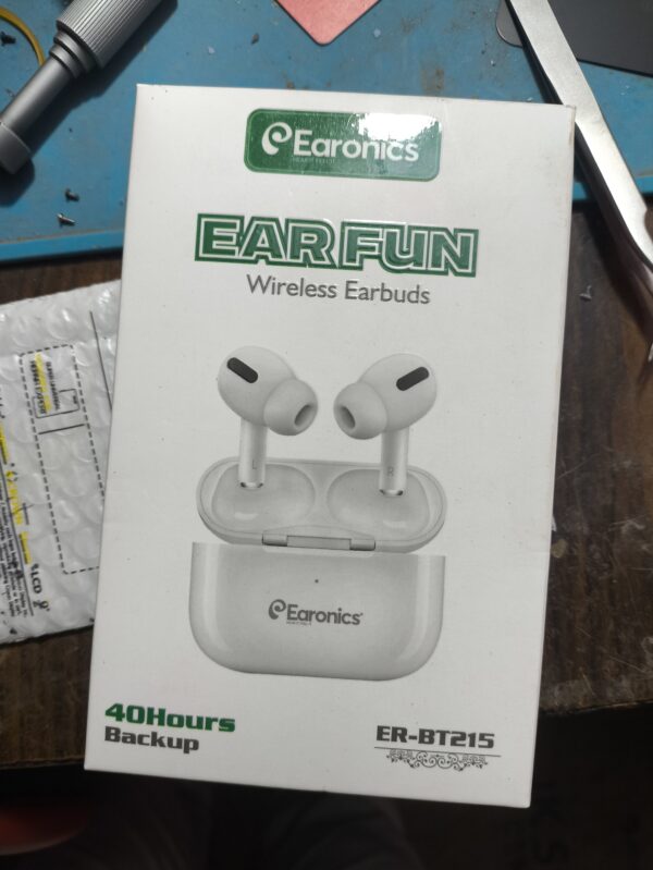 EarFun 40 hour play back